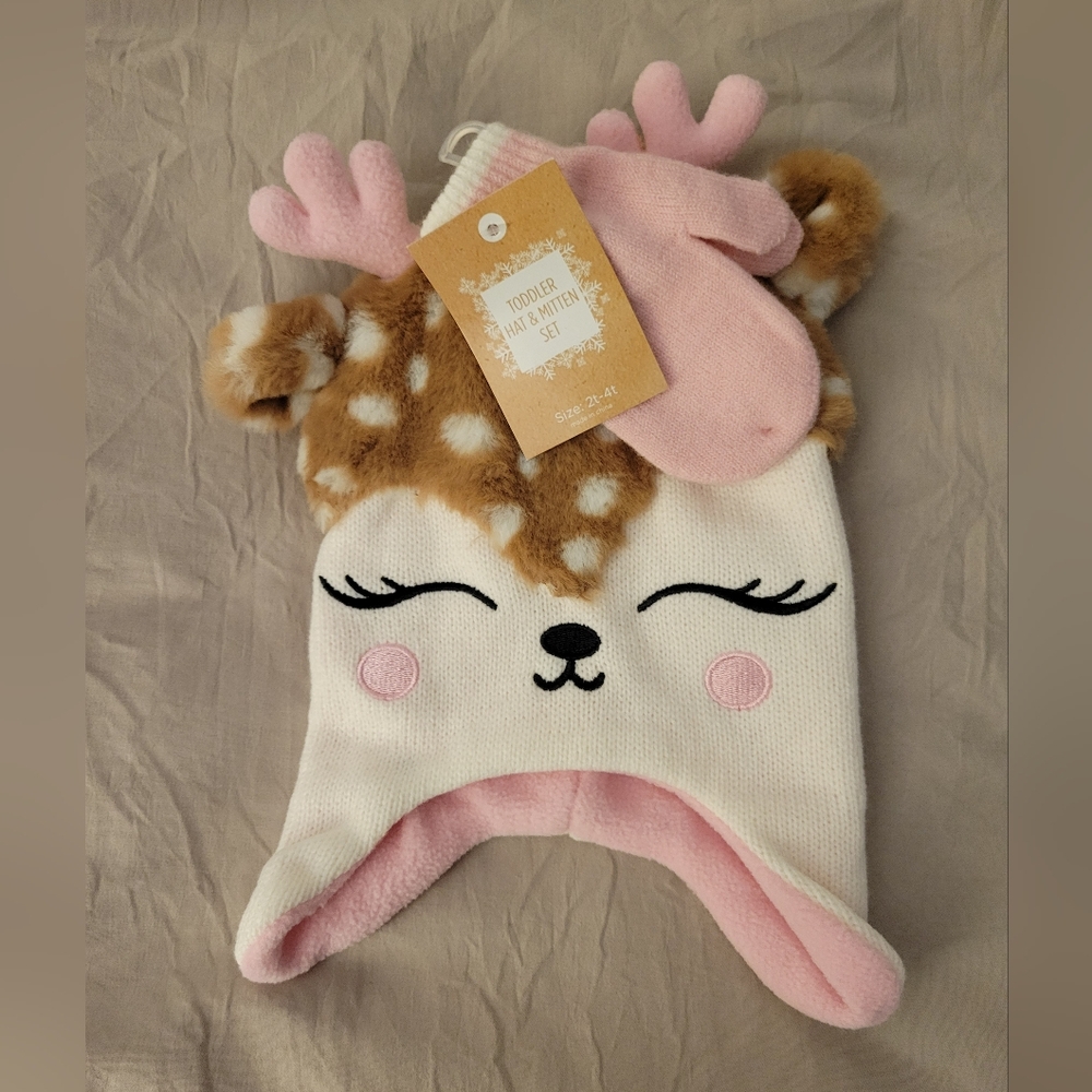 Toddler Deer Hat and Mitten Set, new with tags